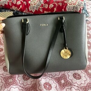 Furla Women’s leather tote in Asfalto